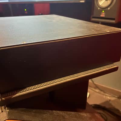 Dangerous Music 2-BUS 16-Channel Analog Summing Box 2001 - 2015 - Purple image 9