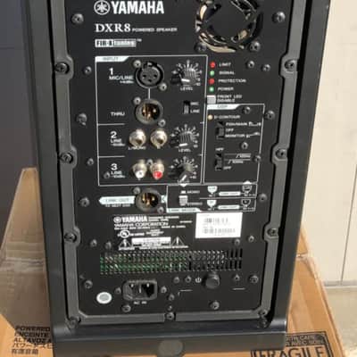 Yamaha DXR8 8" Active Speaker Black w/cases! image 3