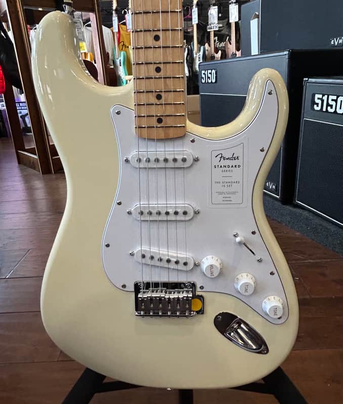 Fender Standard Stratocaster 2025 - Olympic White /7lbs. 9.6oz. #ICF24006389 image 1