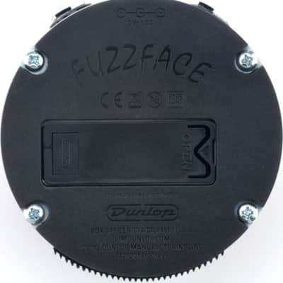 Dunlop FFM1 Silicon Fuzz Face Mini Fuzz Effects Pedal image 2