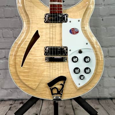 Rickenbacker 381/V69 2019 - Mapleglo image 2