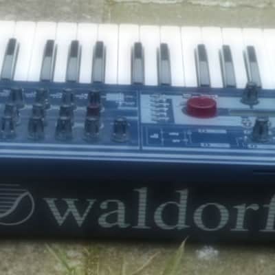 Waldorf Q 61-Key Synthesizer 1999 - 2011 - Blue image 7