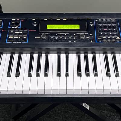 Ensoniq ZR-76 64-Voice Expandable Keyboard 1998 - Black