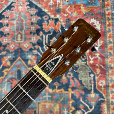 *Video* Yamaki Custom Folk No 125 Dreadnought w/Vintage Hard Shell Case. - 1970's image 3