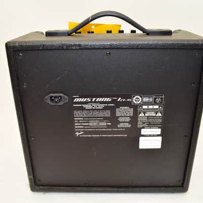 2015 Fender Mustang I (V.2) 20-Watt 1x8" Combo Guitar Amp image 6