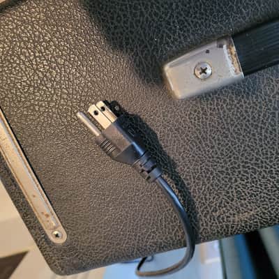 Fender 1966 Bassman blackface amp image 4