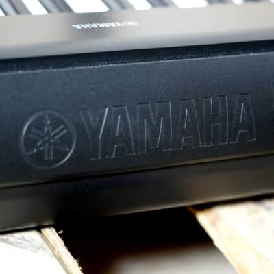 Yamaha Piaggero NP-12 keyboard image 6