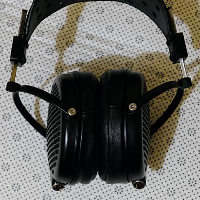 '2022 Audeze LCD-24 Headphones image 6