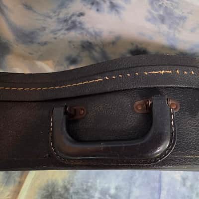 Vintage RARE 1962 to 1967 Gibson No Logo Black Gold Plush ES 335 330 Hard Shell Electric Guitar Case image 9