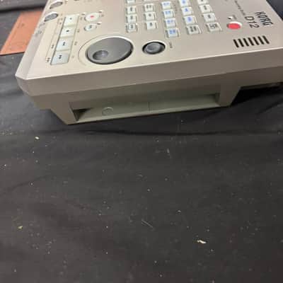 Korg D12 Digital Recording Studio 12 Track Recorder Workstation Untested Bild 5