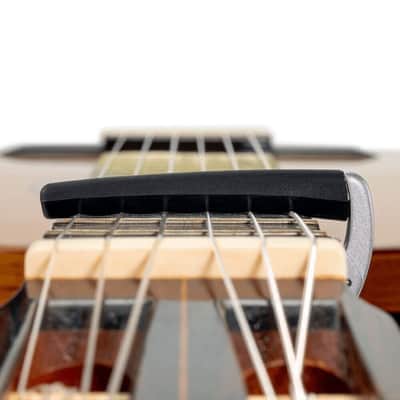 D'Addario Planet Waves Silver Pro Plus Capo With FlexFit Technology - PW-CP-19S image 4