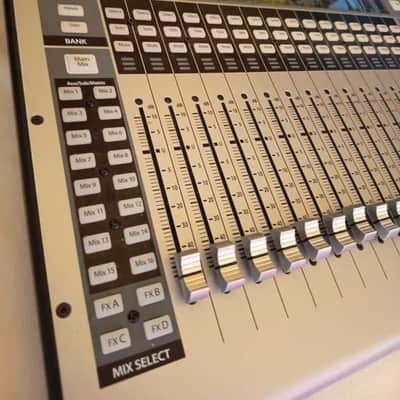 PreSonus StudioLive Series 32SX Digital Mixer image 3