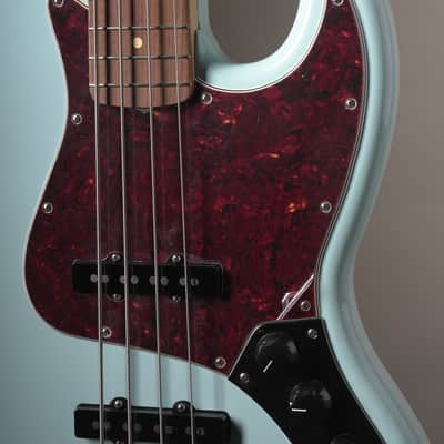 Fender Vintera 60s Jazz Bass - Daphne Blue w/ gigbag image 6