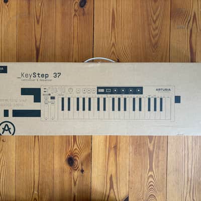 Arturia KeyStep 37 Black Ed MK1 (OVP / Box + Custom Felt Cover) image 2