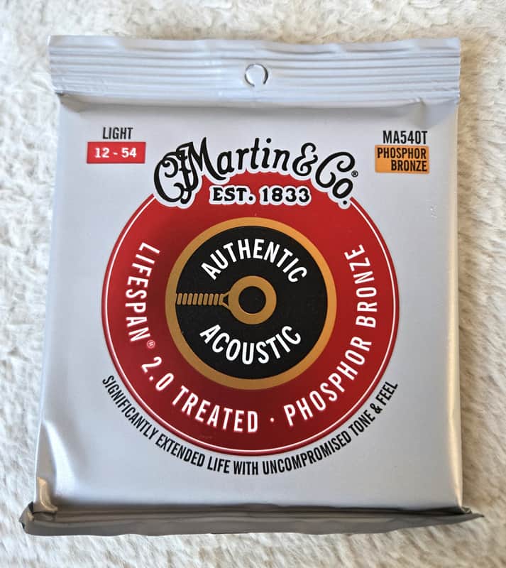 Martin MA540T Authentic Acoustic Lifespan 2.0 Phosphor Bronze Acoustic Guitar Strings - Light (.12 - .54) - Single Pack, Free UK Delivery! image 1