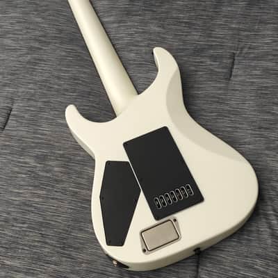 ESP E-II M-II 7B Baritone Evertune 7 String Pearl White image 11
