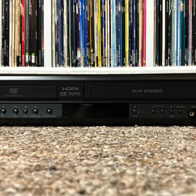 JVC HR-XVC38BU DVD/VHS Combo Player VCR Recorder HDMI No Remote TESTED ✅ image 3