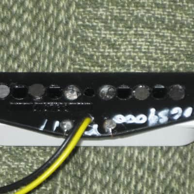 very near A+ (rarely used) genuine Fender Tex-Mex Stratocaster Bridge Single Coil Pickup, 7.4k full strength, White Cover (p/n # 50659000) +screws & rubber bushings, Alnico 5 magnets, staggered pole pieces, Polysol magnet wire, vinyl output wires image 20