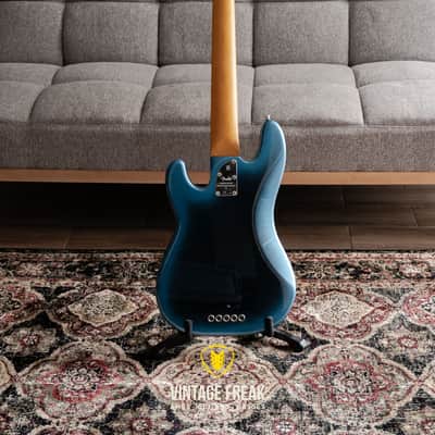 Fender  Professional II - Blue image 2