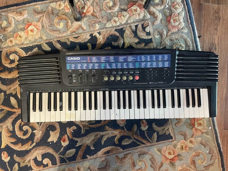 CASIO カシオ 電子ピアノ61鍵盤 CT-647 s-l400.jpg