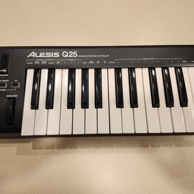 Alesis Q25 25-Key USB MIDI Controller Keyboard 2010s - Black