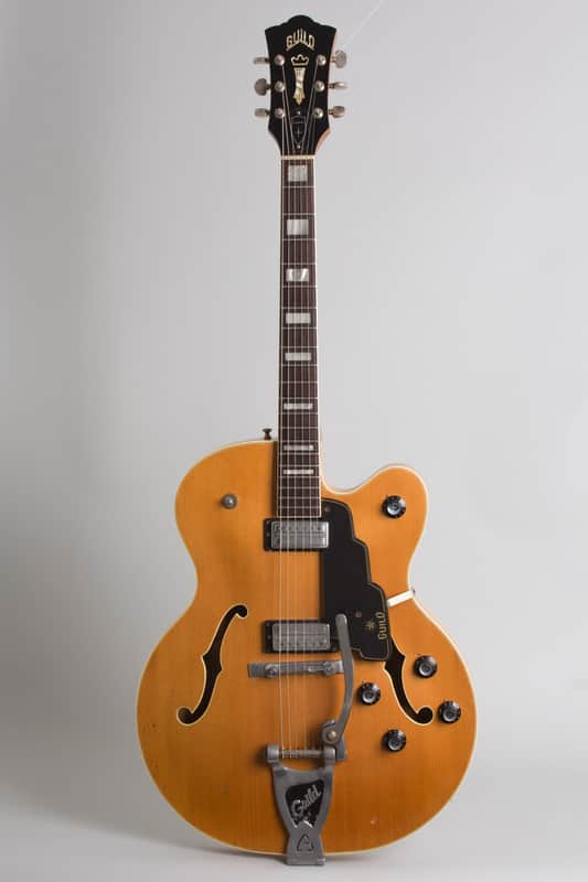 Guild Duane Eddy DE-400 B Thinline Hollow Body Electric Guitar (1967), ser. #EH-250, original black hard shell case. image 1