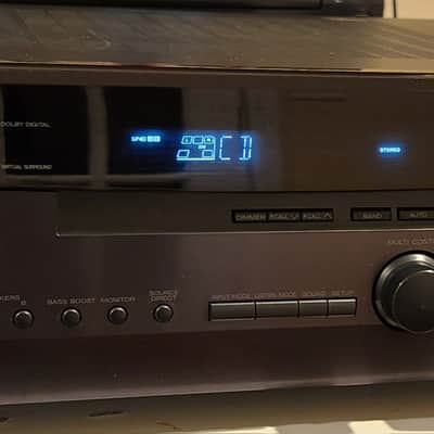 Kenwood Kenwood VR-357 is a 5.1-channel surround sound A/V receiver 90s  - Black image 1