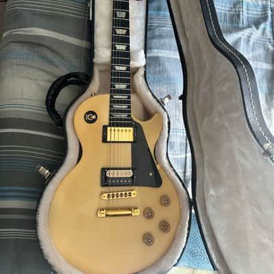 Gibson Les Paul Studio with Gold Hardware 1998 - 2011 - Alpine White image 1