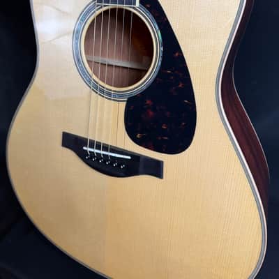 Yamaha LL16M Mahogany Dreadnought Acoustic-Electric Guitar Natural w/ Case (568) image 7