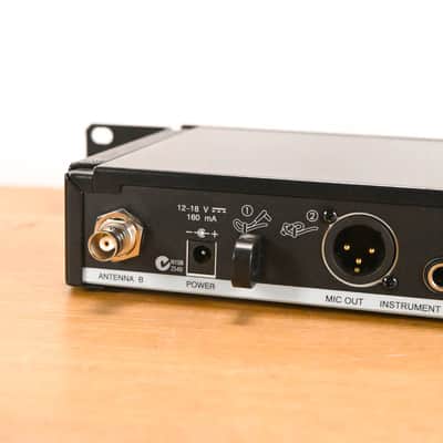 Shure SLX4 Wireless Receiver - H5 Band: 518-542 MHz (NO POWER SUPPLY) CG01YDS image 7