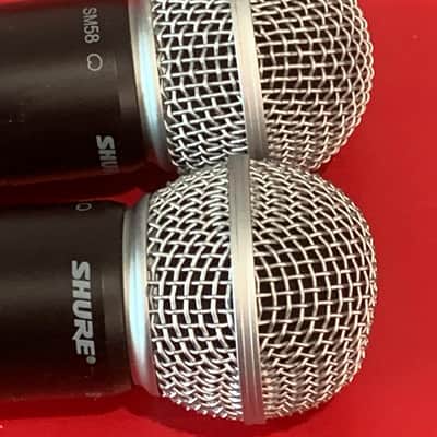 Shure UHF U2 UA 782-806 MHz SM58 Handheld Wireless Microphone Transmitter Pair with Capsules image 2