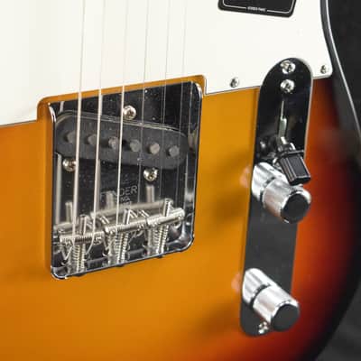 Mint Fender Vintera III Mid '60s Telecaster 3-Color Sunburst Maple Fingerboard image 3