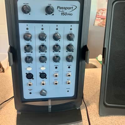 Fender Passport 150 Pro 2010-2014 image 5