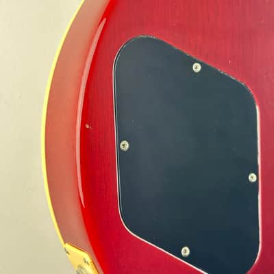 Gibson Les Paul Classic 2001 Heritage Cherry Sunburst Electric Guitar made in USA with case image 18