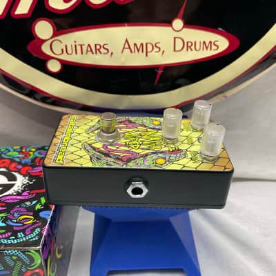 Catalinbread Limited Edition Gallery Series Naga Viper Treble Booster Pedal with Box image 4