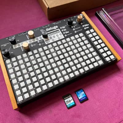 Synthstrom Audible Deluge + 256GB SD Card + DeckSaver + Carry Bag - 64-Voice Desktop Synthesizer with Numeric Display 2016 - 2022 - Black image 3