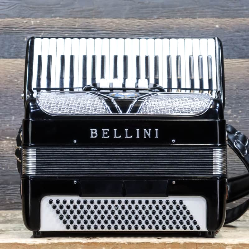 Bellini Accordion 120-Bass 41-Key 4-Treble Switch Black Piano