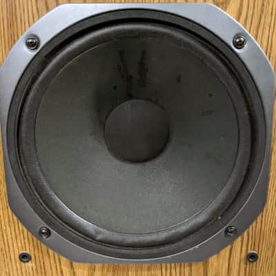 Yamaha NS-A570 3-Way Floor Standing Tower Stereo Speakers image 6