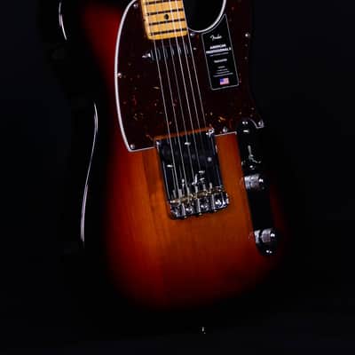 Fender American Professional II Telecaster, Maple FB, 3-Color Sunburst image 4