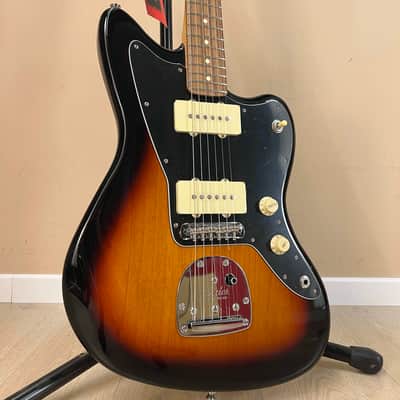 Fender Player II Jazzmaster - 3-Color Sunburst image 2