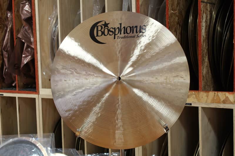 Bosphorus 18" Traditional Crash 1380g image 1