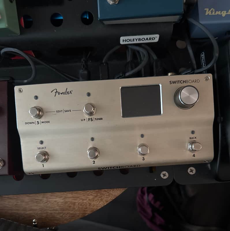 Fender Switchboard Effects Operator 2024 - Present - Gold Bild 1