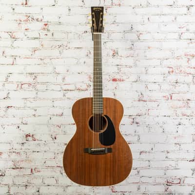 Mint Martin - Special USA Run - 000 Size 14-Fret Acoustic Guitar - Walnut Satin w/Case image 2