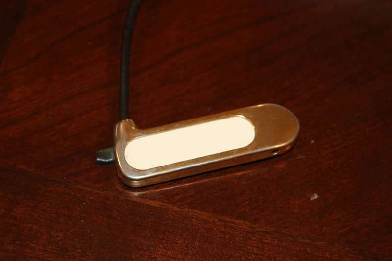 DeArmond Rhythm Cheif circa 1960 Very Rare with Gold with White insert image 1