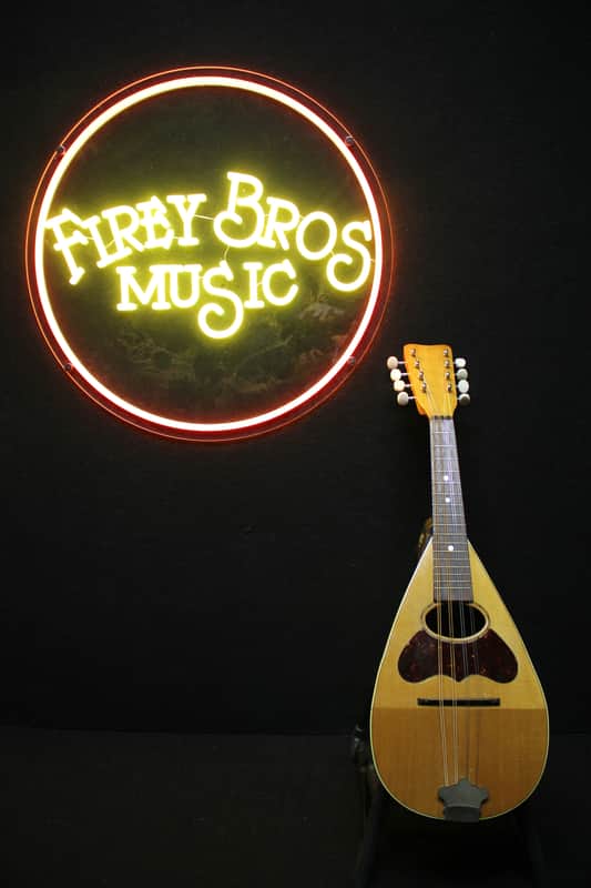 Lyon & Healy BOWLBACK MANDOLIN 1900'S - NATURAL image 1