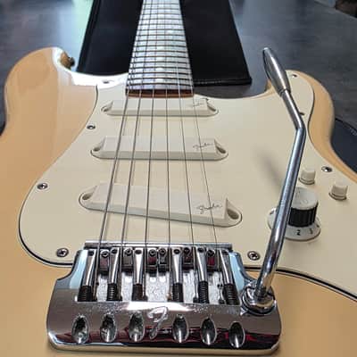 Fender Elite Stratocaster 1983 White CASE QUEEN! MDX TBX PREAMP FreeFlyte Tremolo Vintage 80s American USA Strat Guitar image 7