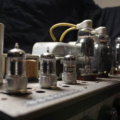 Geloso G-261-A Vintage Tube Amplifier (1950s) with original Tubes , Excellent Working Condition! image 10