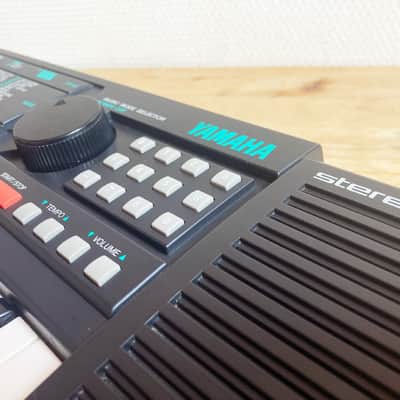 Yamaha Portasound PSS-21 - AWM Synthesis image 10