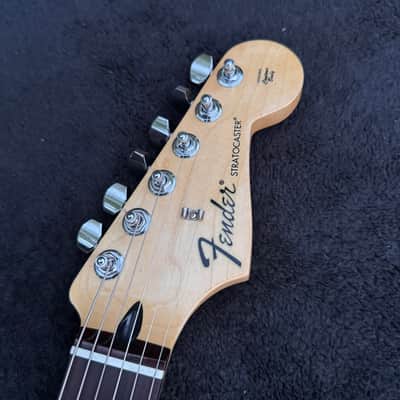 Fender Standard Stratocaster Plus Top with Rosewood Fretboard  Cherry Burst image 7