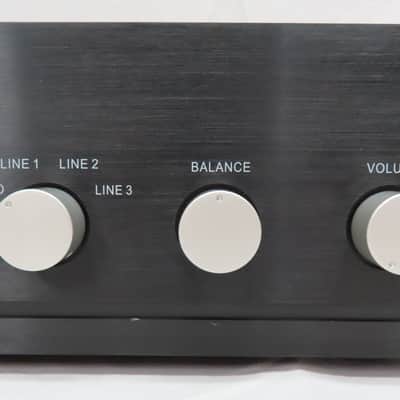 Rogue Audio Sphinx v3 Integrated Amplifier - Hybrid Tube 100 Watt Amp w/ Remote image 4